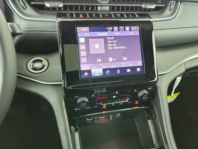 2026 Jeep Grand Cherokee Altitude 4x4