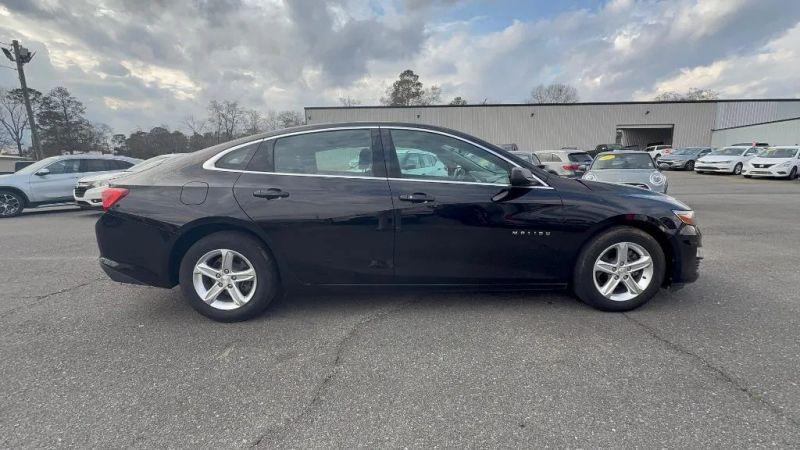 2021 Chevrolet Malibu FWD LS