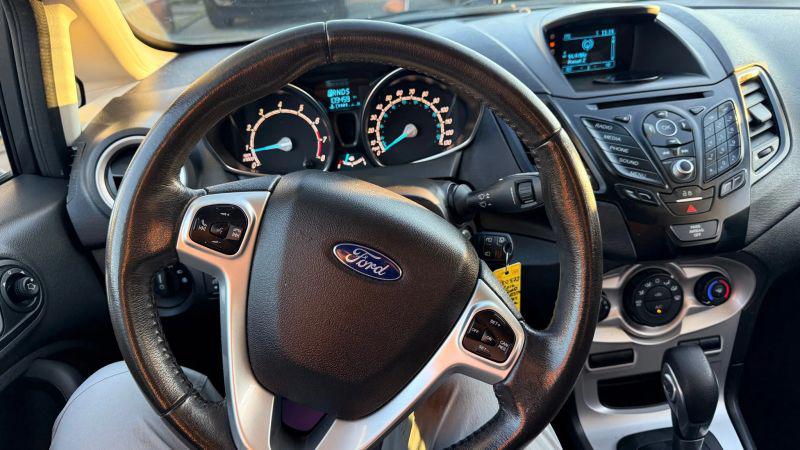 2016 Ford Fiesta SE