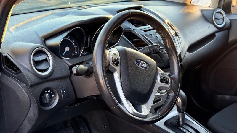2016 Ford Fiesta SE