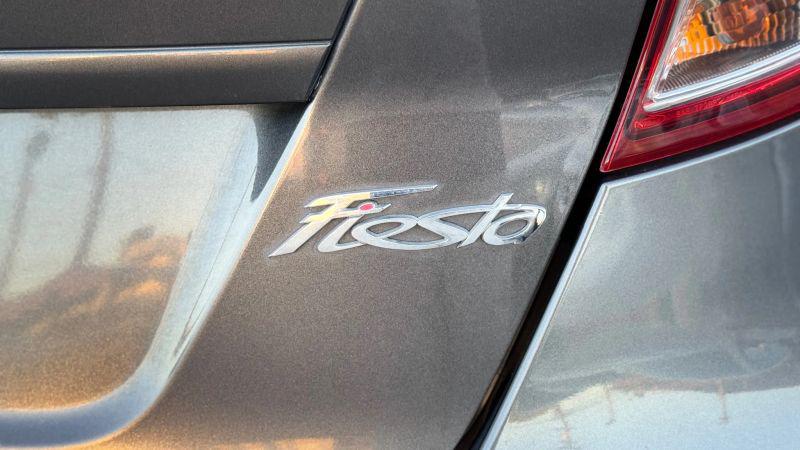 2016 Ford Fiesta SE