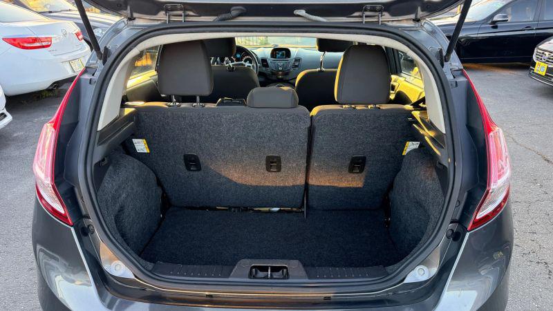 2016 Ford Fiesta SE