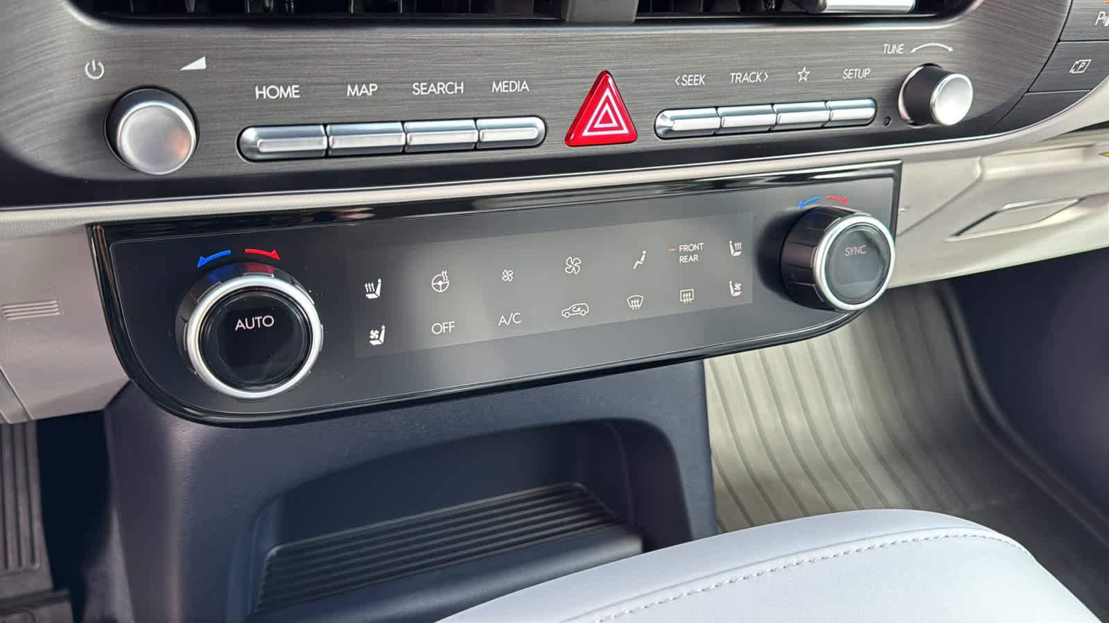 New 2026 Ecotronic Gray Pearl Hyundai Calligraphy AWD image 44
