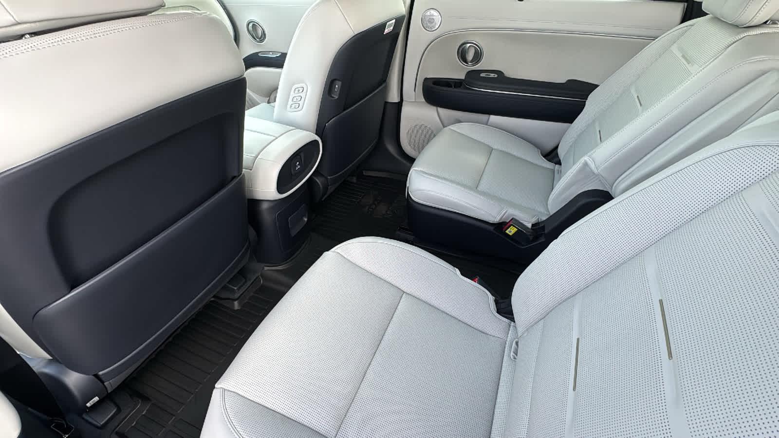 New 2026 Ecotronic Gray Pearl Hyundai Calligraphy AWD image 54