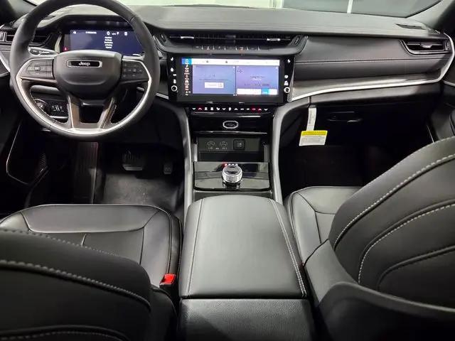 2026 Jeep Grand Cherokee Limited 4x2
