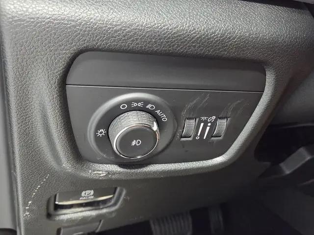 2026 Jeep Grand Cherokee Limited 4x2