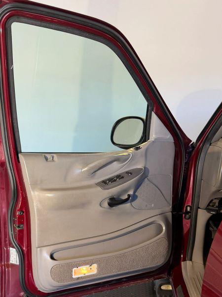 1998 Ford Expedition Base