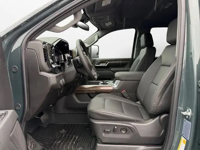 2026 Chevrolet Silverado 2500HD Double Cab, Long Bed, LT, 4WD