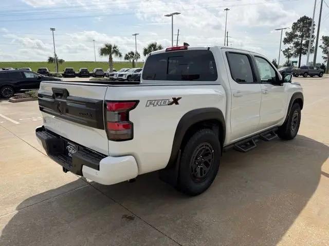 2026 Nissan Frontier Crew Cab PRO-X 4x2