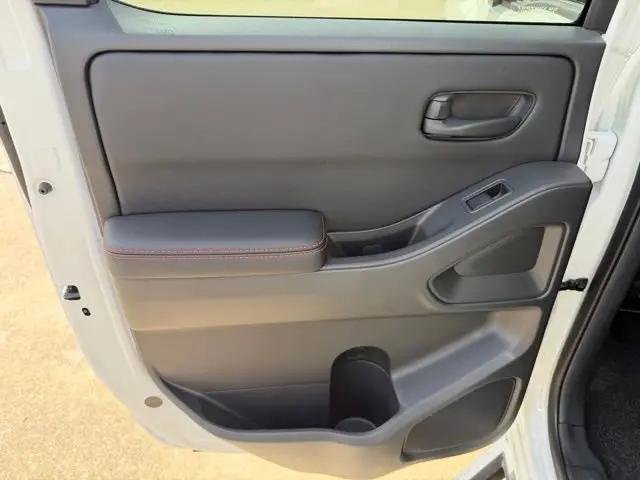 2026 Nissan Frontier Crew Cab PRO-X 4x2