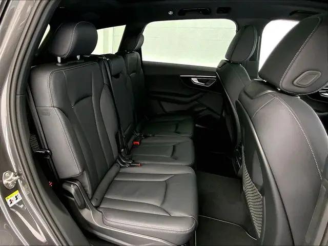 2026 Audi Q7 Premium 45 TFSI quattro tiptronic