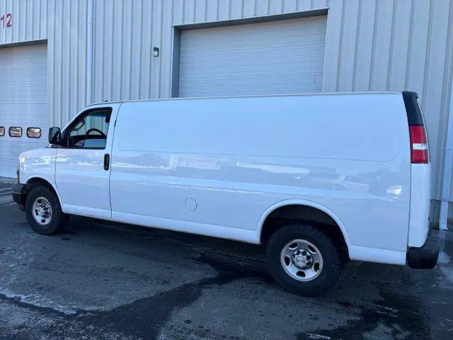 2021 Chevrolet Express Cargo Van RWD 2500 Extended Wheelbase WT