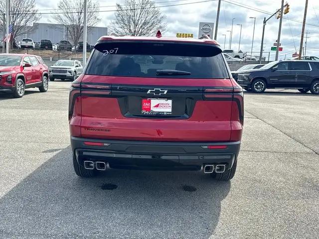 2026 Chevrolet Traverse FWD LT