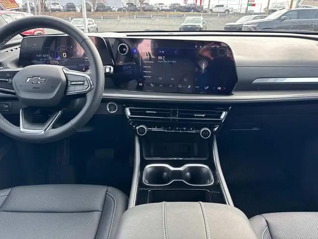 2026 Chevrolet Traverse FWD LT