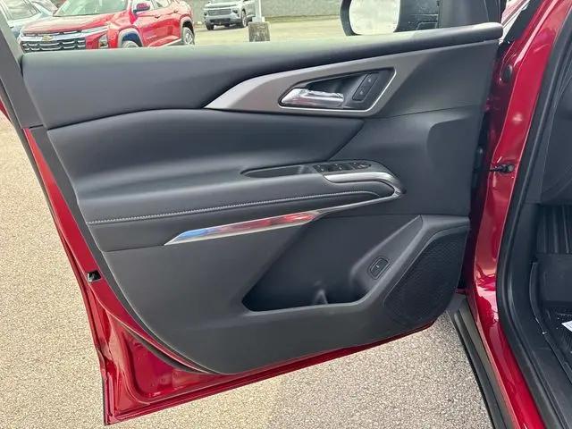 2026 Chevrolet Traverse FWD LT