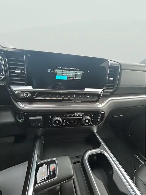 2025 Chevrolet Silverado 1500 4WD Crew Cab Short Bed LTZ