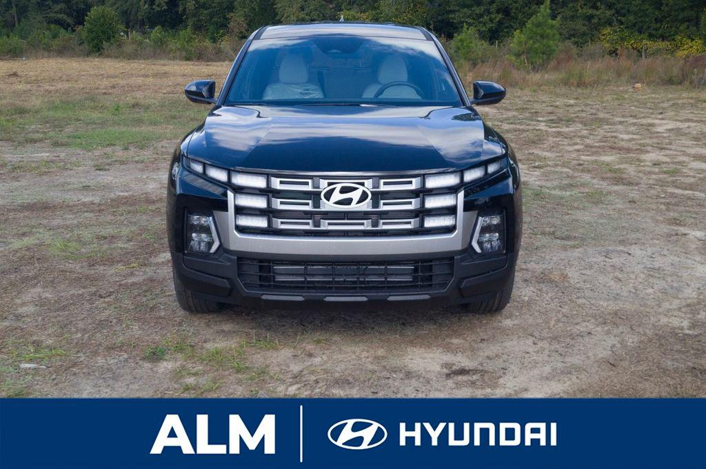 New 2026 Phantom Black HYUNDAI SE FWD image 3