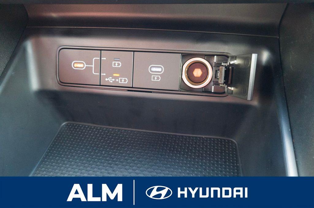 New 2026 Phantom Black HYUNDAI SE FWD image 24
