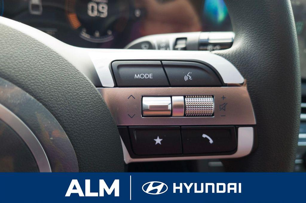 New 2026 Phantom Black HYUNDAI SE FWD image 26