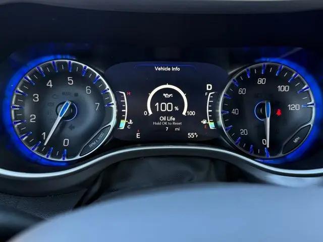 2026 Chrysler Pacifica Select AWD