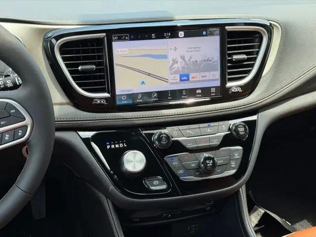 2026 Chrysler Pacifica Pinnacle AWD