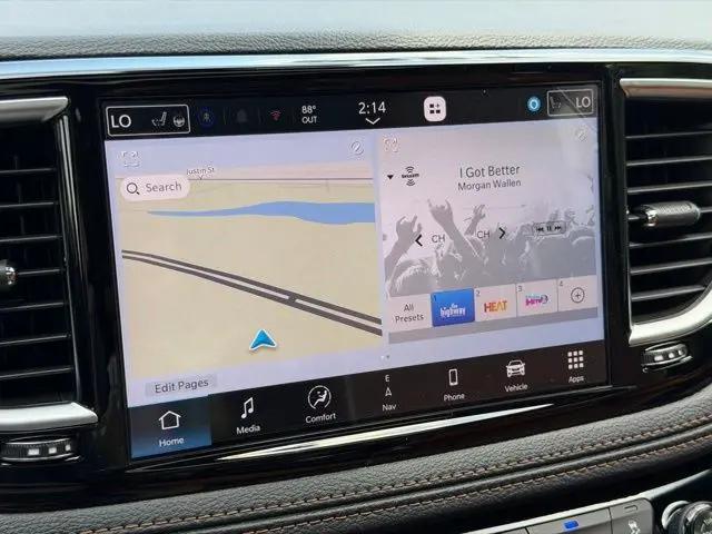 2026 Chrysler Pacifica Pinnacle AWD