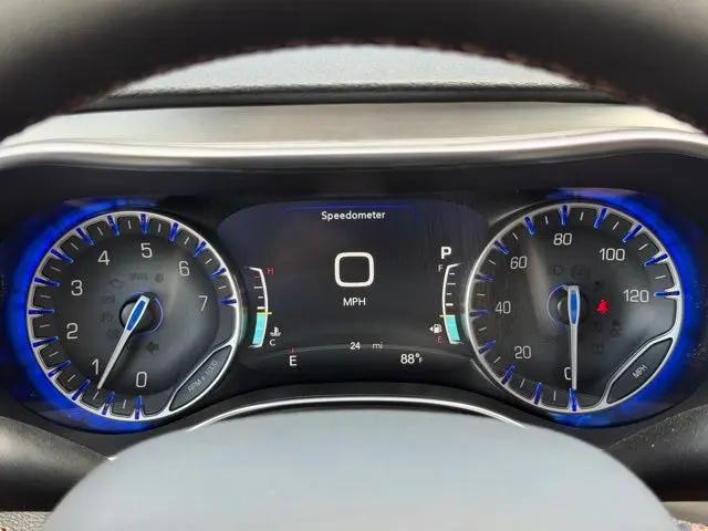 2026 Chrysler Pacifica Pinnacle AWD
