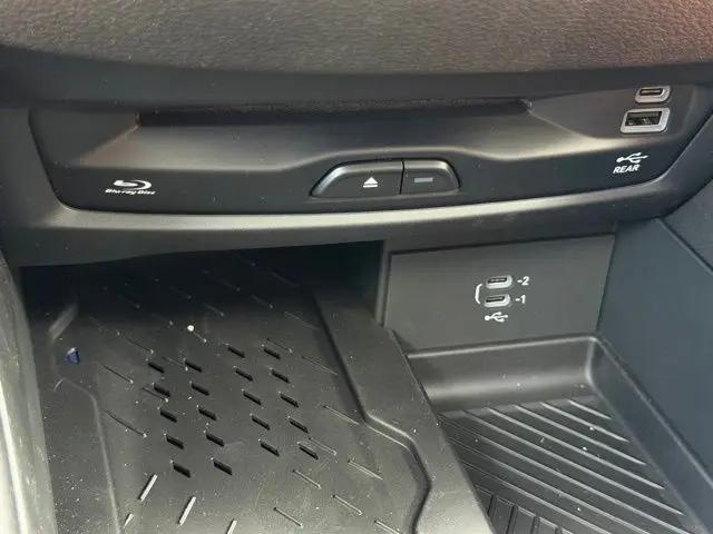 2026 Chrysler Pacifica Pinnacle AWD