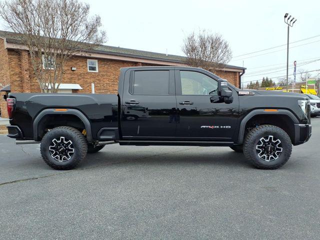 2026 GMC Sierra 2500HD Crew Cab, Standard Bed, AT4X, 4WD