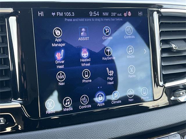2017 Chrysler Pacifica Touring-L Plus
