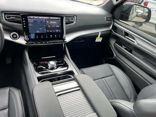2026 Jeep Grand Wagoneer Limited Altitude 4x4