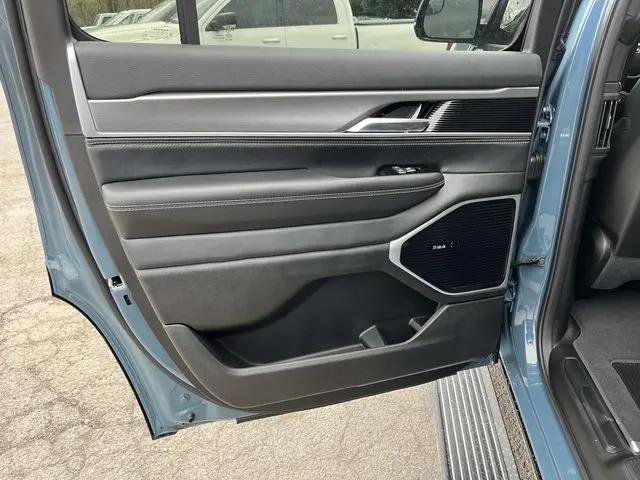 2026 Jeep Grand Wagoneer Limited Altitude 4x4