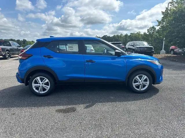 2025 Nissan Kicks S