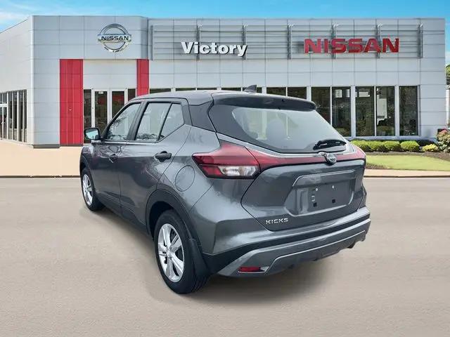 2025 Nissan Kicks S