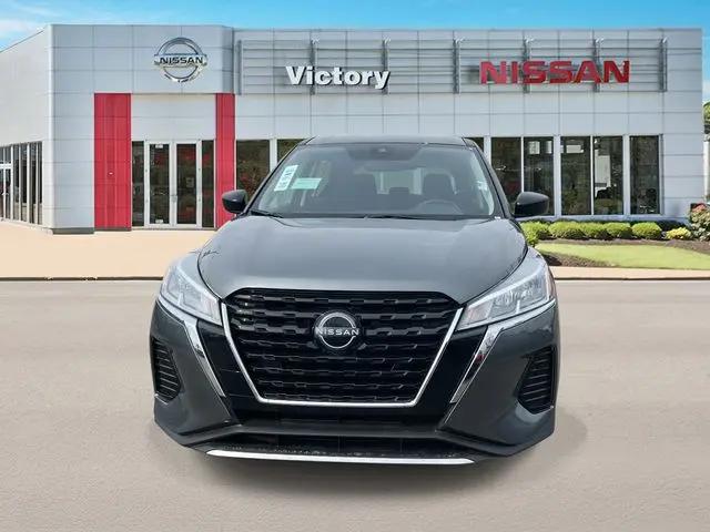2025 Nissan Kicks S