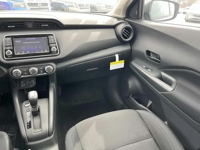 2025 Nissan Kicks S