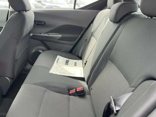 2025 Nissan Kicks S