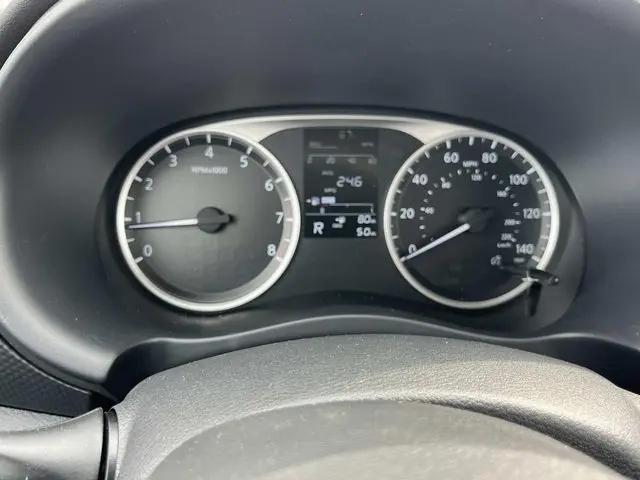 2025 Nissan Kicks S