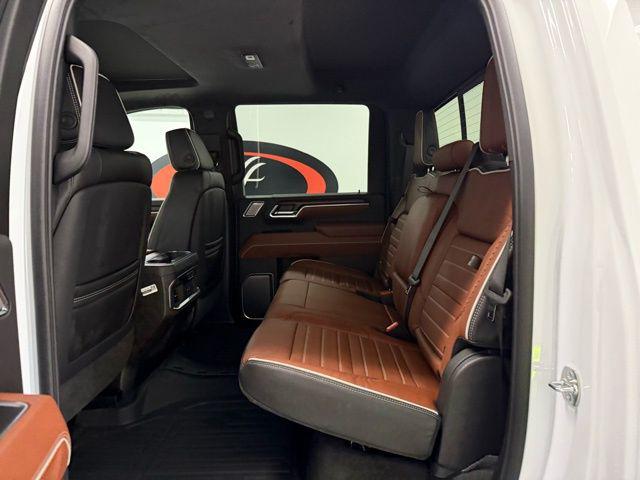 2026 GMC Sierra 2500HD Crew Cab, Standard Bed, Denali Ultimate, 4WD