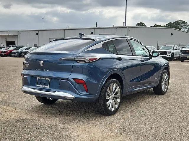 2026 Buick NV Avenir FWD