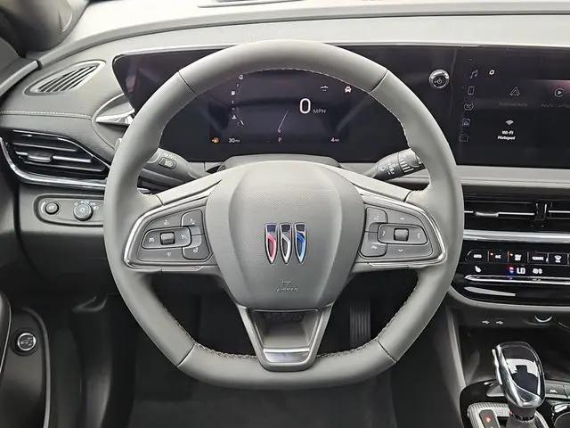 2026 Buick NV Avenir FWD