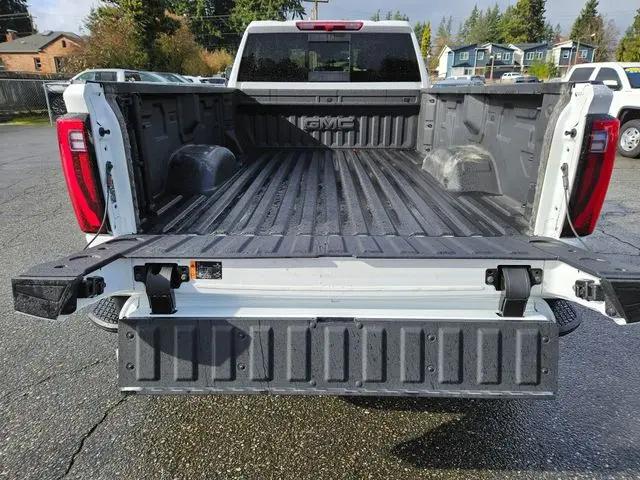 2025 GMC Sierra 3500HD Crew Cab, Long Bed, Denali DRW, 4WD