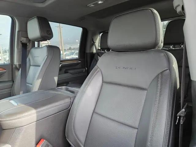 2025 GMC Sierra 3500HD Crew Cab, Long Bed, Denali DRW, 4WD