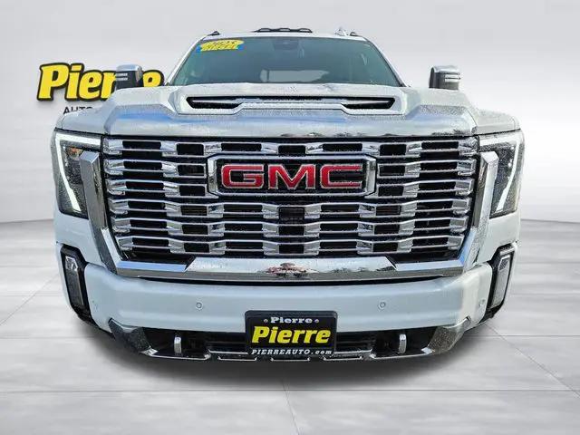 2025 GMC Sierra 3500HD Crew Cab, Long Bed, Denali DRW, 4WD