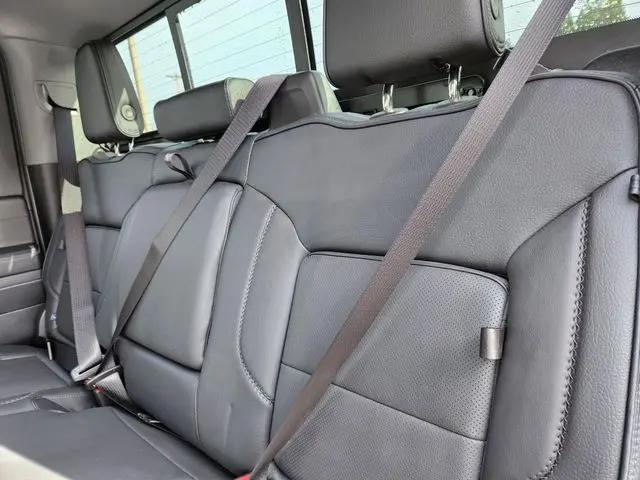 2025 GMC Sierra 3500HD Crew Cab, Long Bed, Denali DRW, 4WD