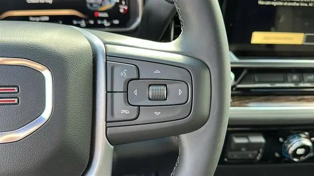 2026 GMC Sierra 2500HD Crew Cab, Standard Bed, SLE, 4WD