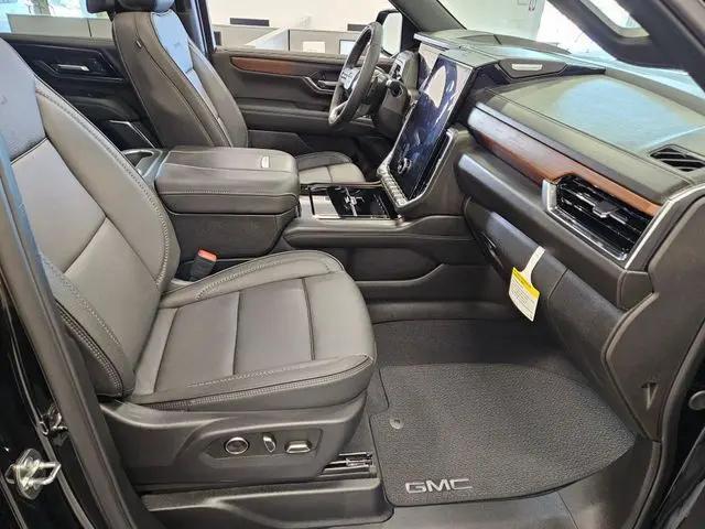 2026 GMC Yukon 4WD Denali