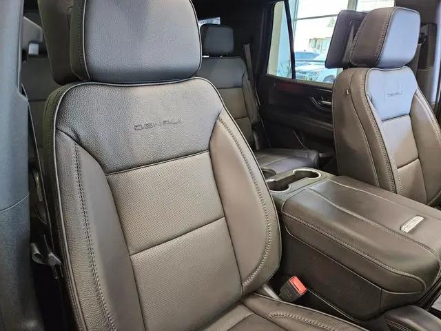 2026 GMC Yukon 4WD Denali