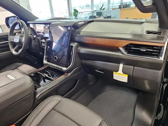 2026 GMC Yukon 4WD Denali