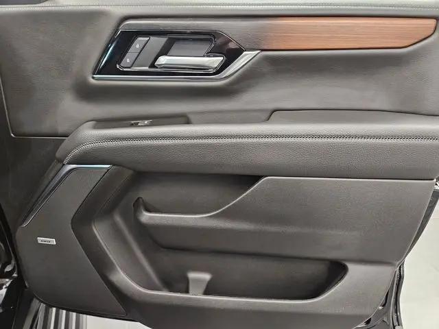 2026 GMC Yukon 4WD Denali